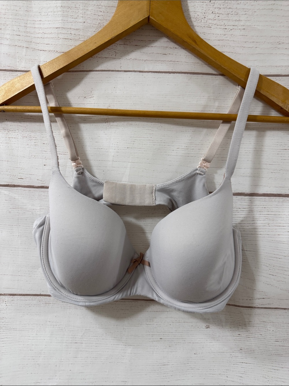 Light pink T-Shirt Bra Live in Pretty  - Women Intimates Gap Body Size 36C